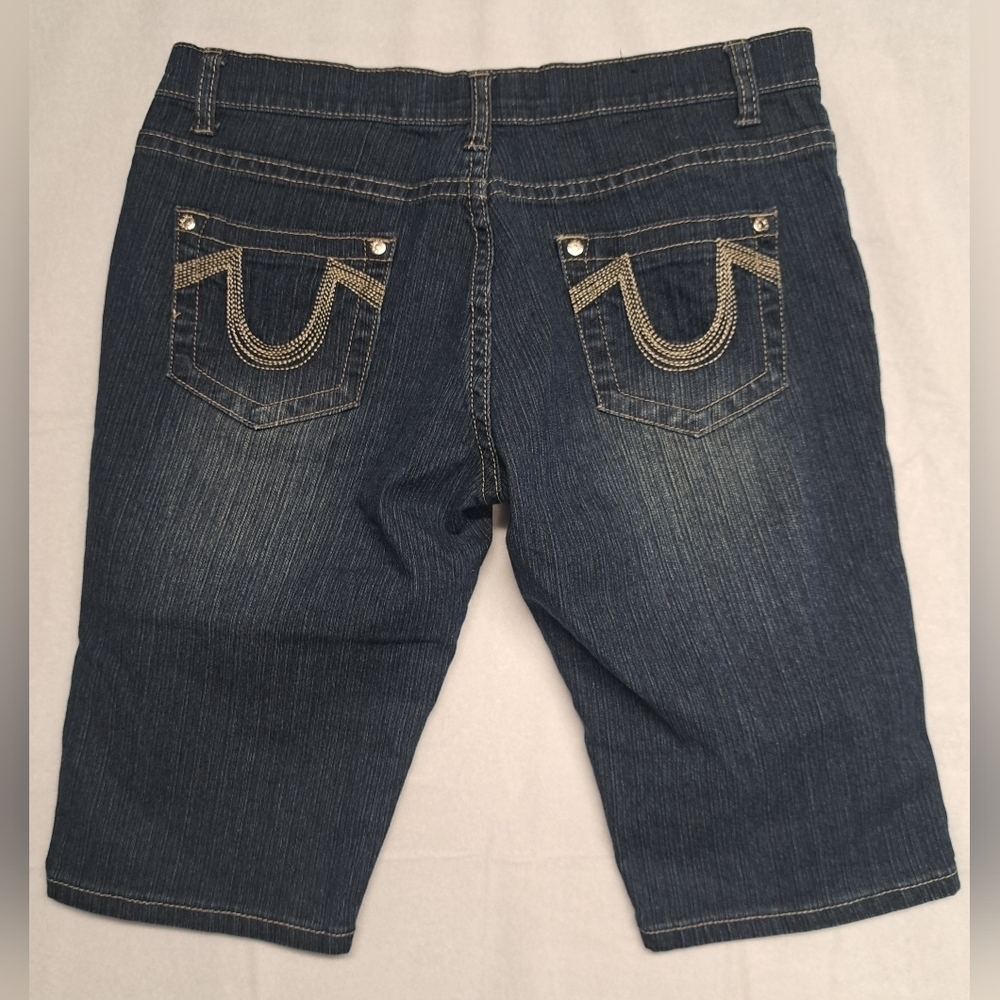 Wave Jeans Bermuda Shorts Denim 9/10 Zipper Fly 5 Pocket - Picture 2 of 5
